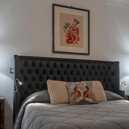מלון Regal House Roma Capucci 6 מראה חיצוני תמונה
