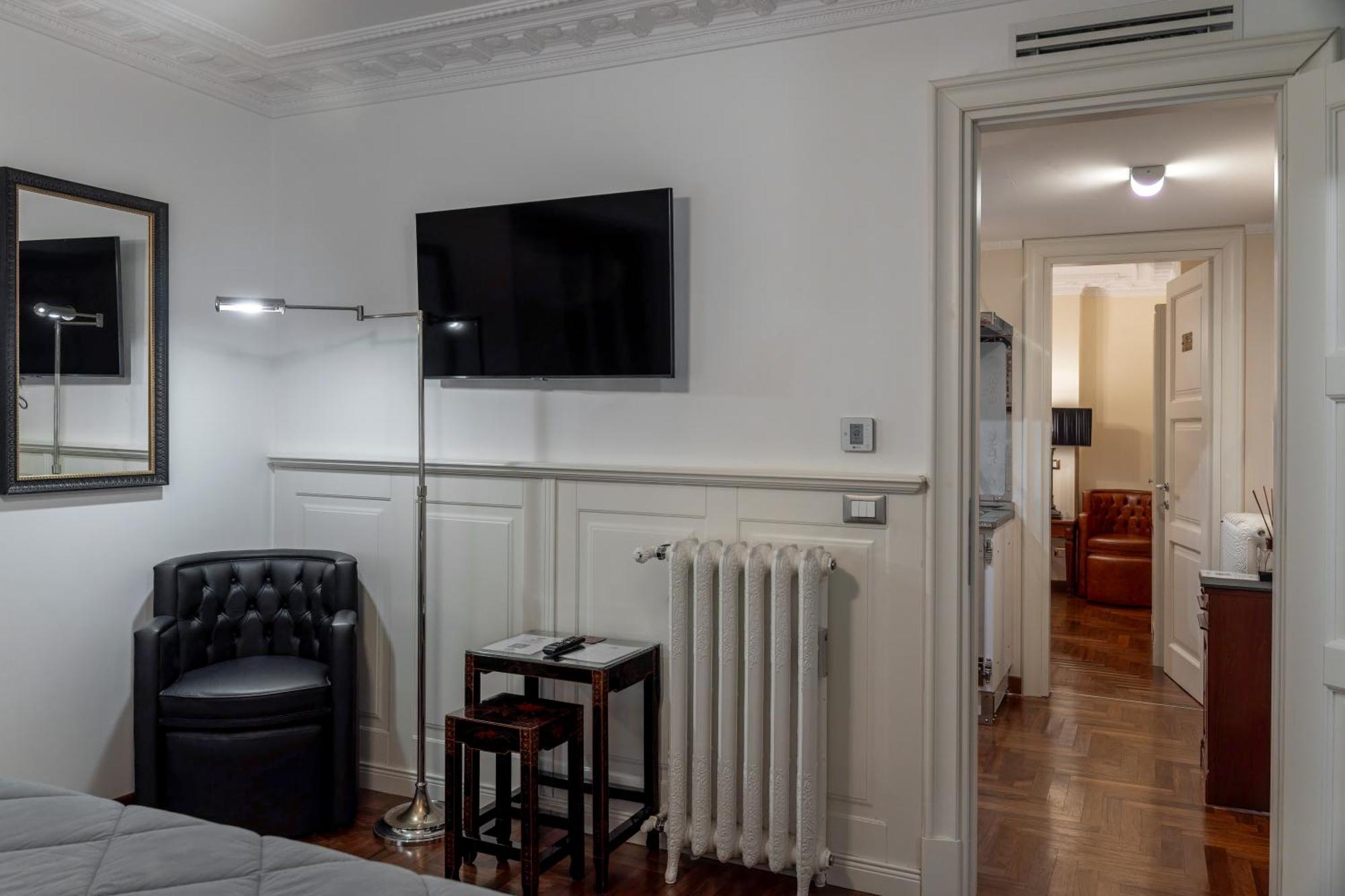מלון Regal House Roma Capucci 6 מראה חיצוני תמונה